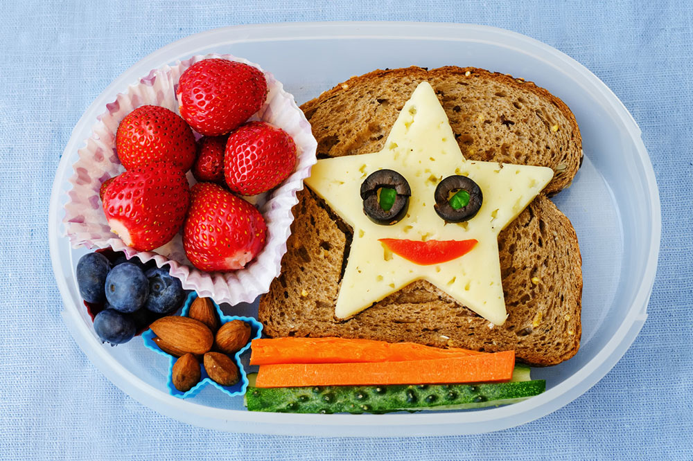 4 Healthy and Easy Snacks for Kids