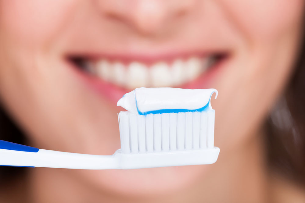 Teeth Whitening Products to Promote Oral Health